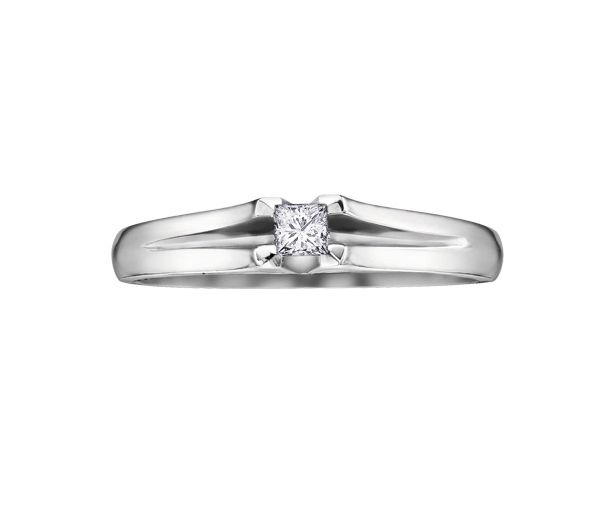 BAGUE EN OR 10K BLANC SERTIE D'UN DIAMANT